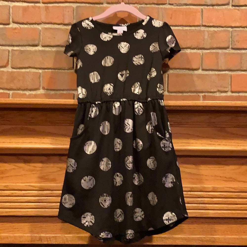 EUC sz 6 LLR Mae black & silver dress